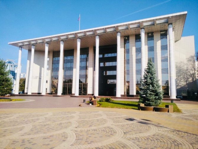 lawsuit in court Moscow Omsk