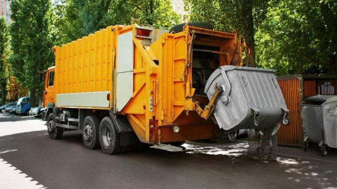 Когда плата за вывоз мусора незаконна: четыре случая